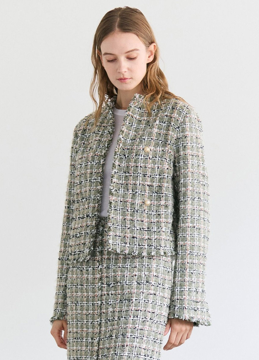 釦飾短版花呢外套